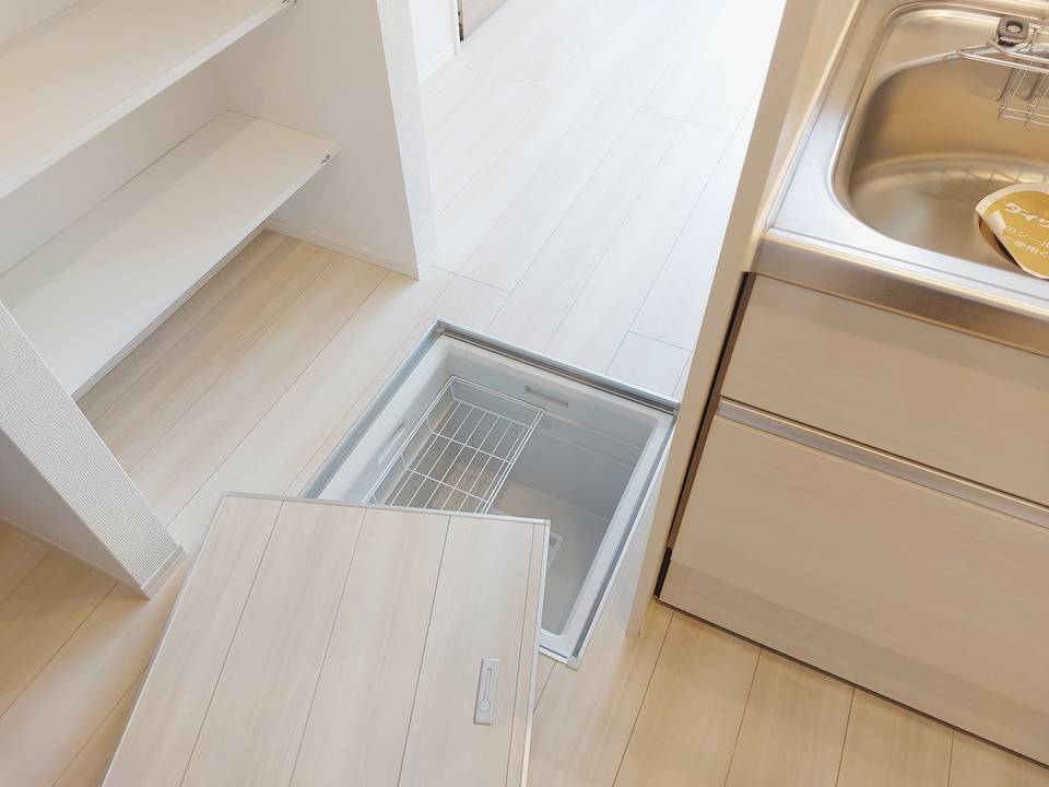 収納　床下収納