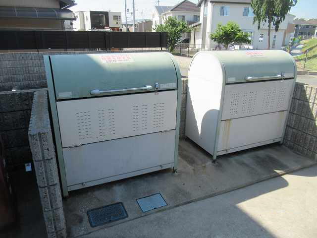 レオパレスエムズコートの外観写真