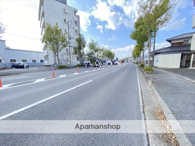 その他　前面道路（その他）まで0m