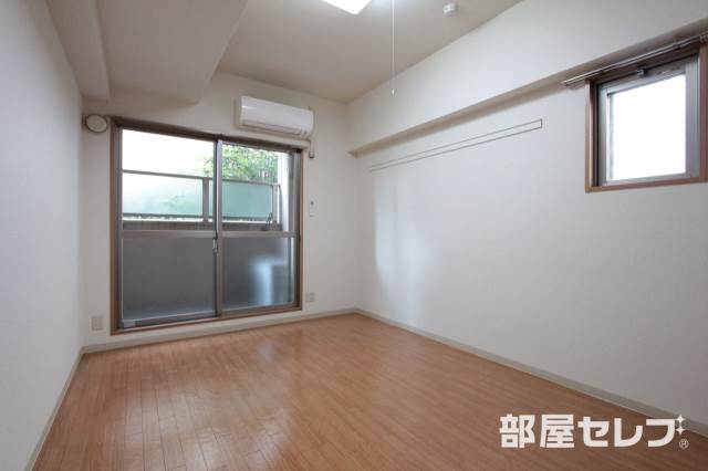 居室・リビング　ちょうどいい広さのお部屋です。