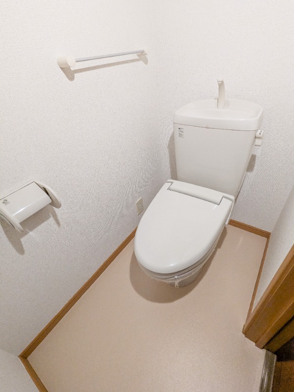 トイレ　図面と現状に相違がある場合には現状を優先