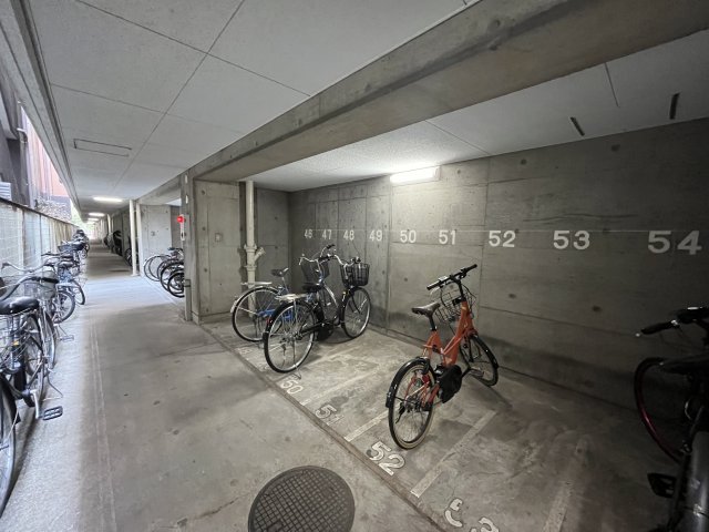 駐車場　駐輪場があります