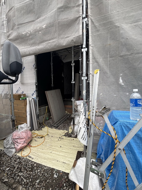 エントランス　～頑張って建築中～