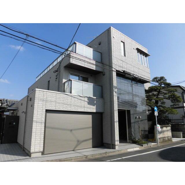 建物外観　清潔感ある外観