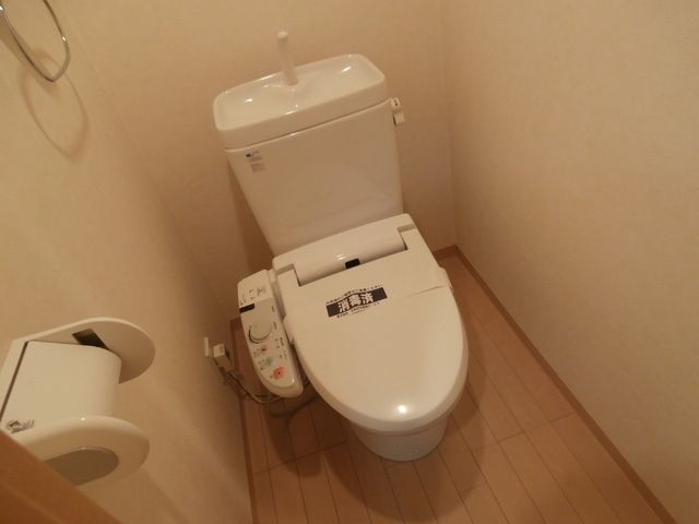 トイレ　NULL