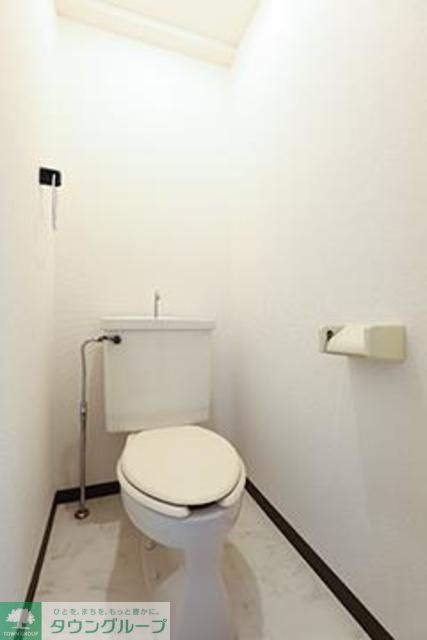 トイレ　※写真は同タイプ住戸です。