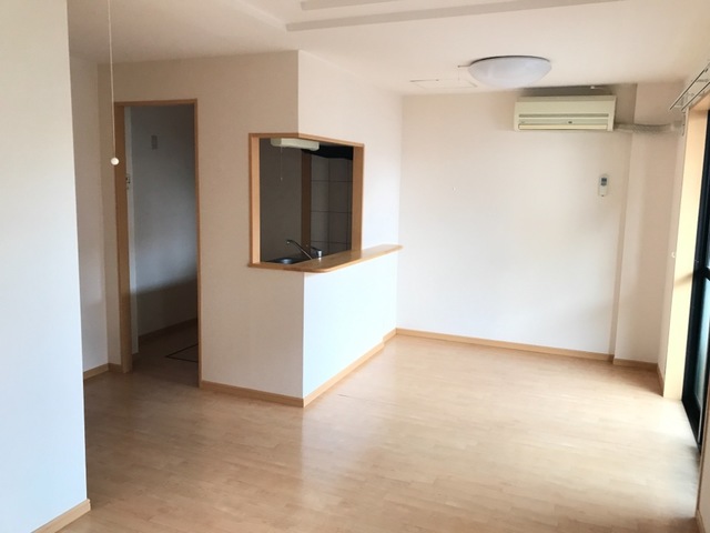 その他部屋・スペース　掲載写真は同型の左右反転の部屋を掲載しております。仕様等が異