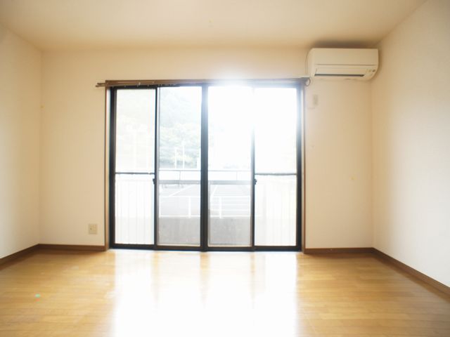 その他部屋・スペース　快適に過ごせるエアコンが付いています♪