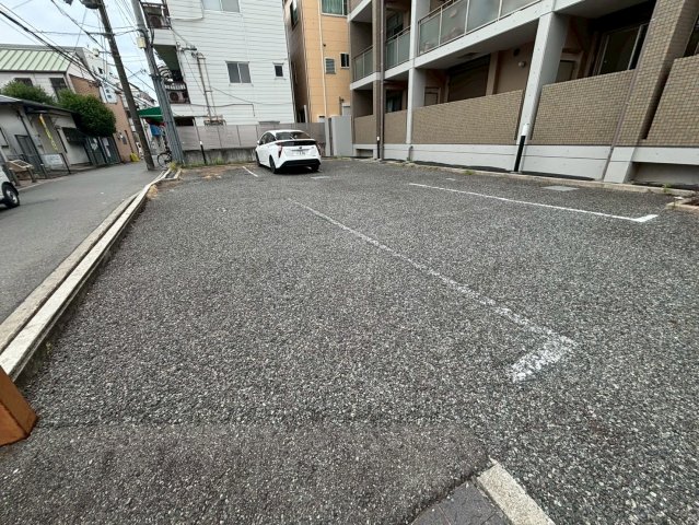 駐車場　詳細は、RISUMO江坂本店までお問合せください♪