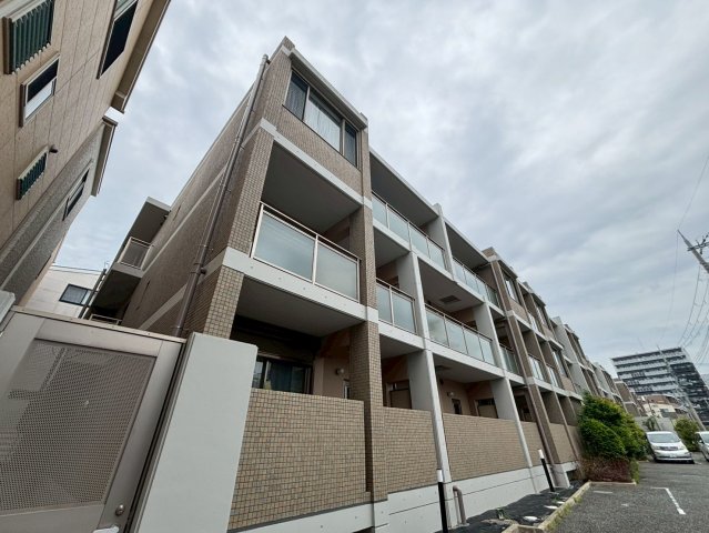 建物外観　詳細は、RISUMO江坂本店までお問合せください♪