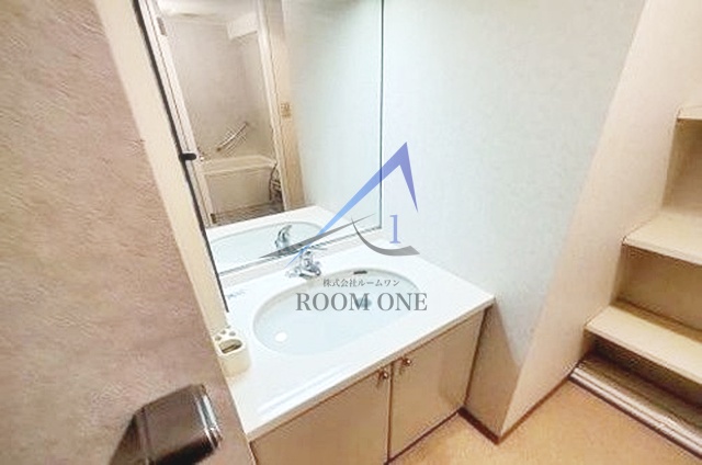 洗面設備　洗面台です。