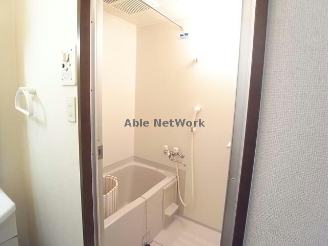 バス・シャワールーム　同型タイプ部屋