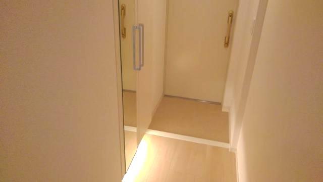 玄関　玄関内