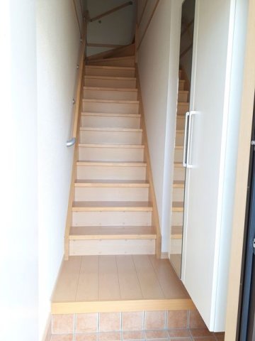 玄関　収納もある玄関です