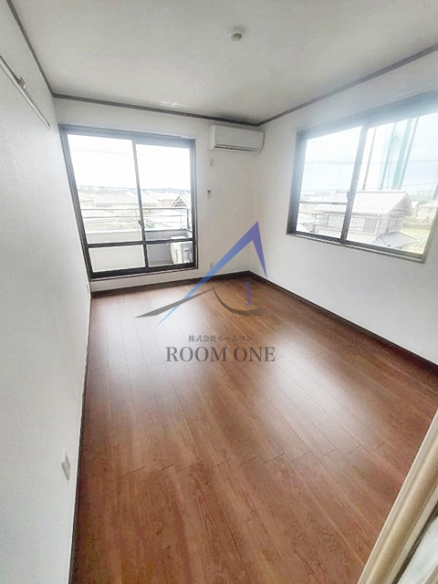 居室・リビング　洋室のお部屋です。