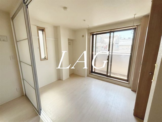 居室・リビング　洋室のお部屋です。