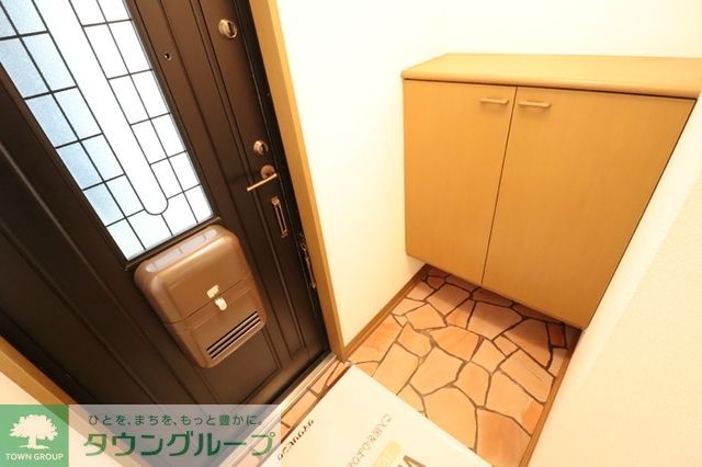 玄関　お問合せはタウンハウジングまで！※現地待合わせ相談可能