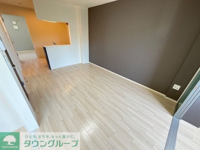居室・リビング　お問合せはタウンハウジングまで！※現地待合わせ相談可能
