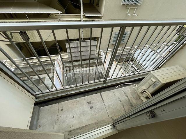バルコニー　※建物内別間取参考写真