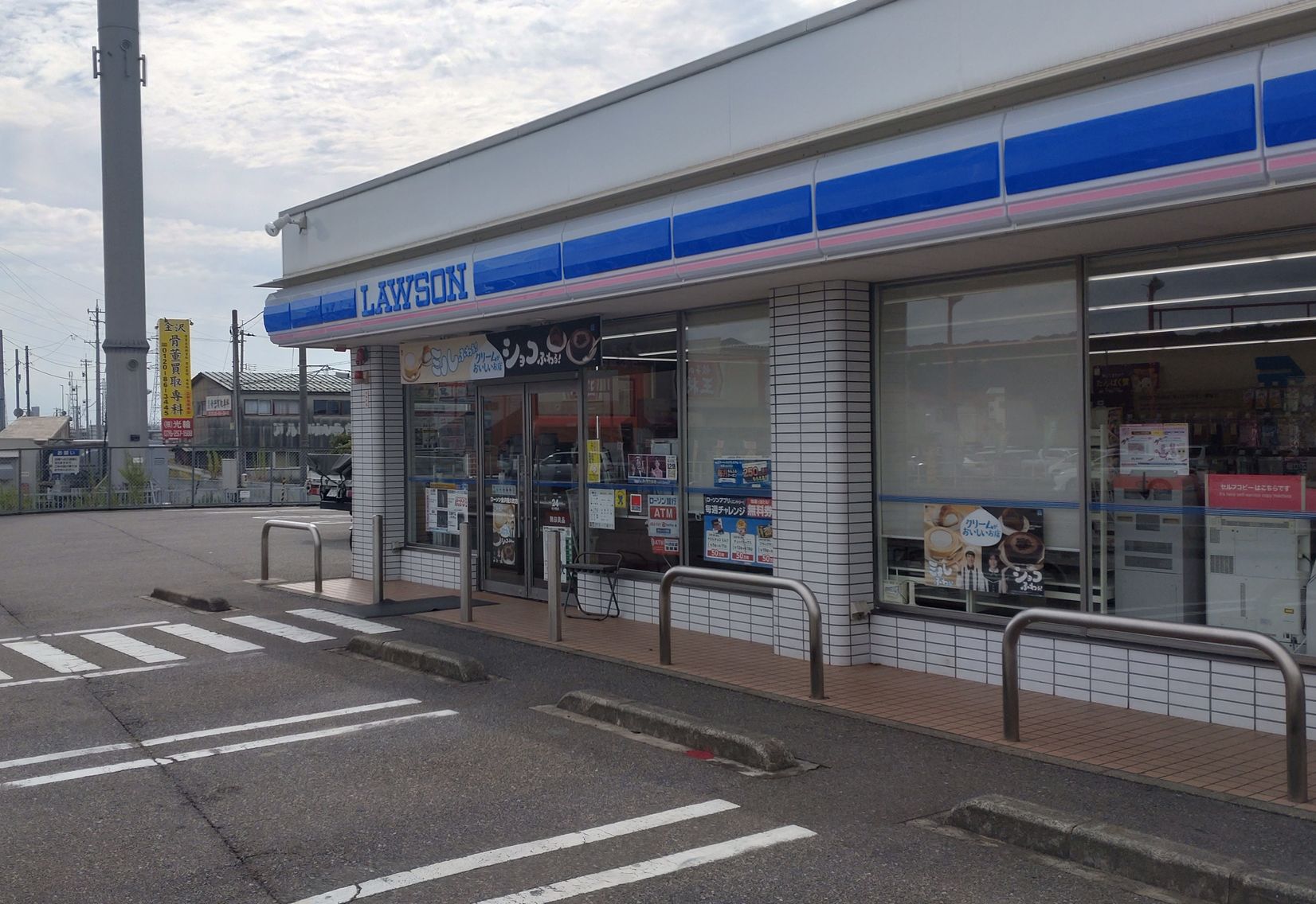 コンビニ　ローソン金沢福久町店（コンビニ）まで834m