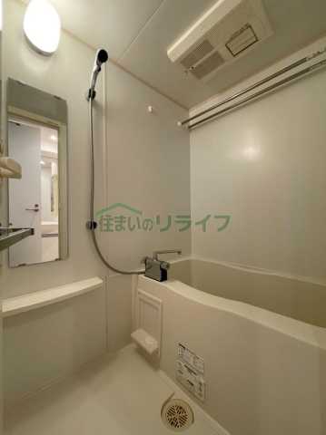 バス・シャワールーム　※参考写真です。同じ間取りの別部屋になります。