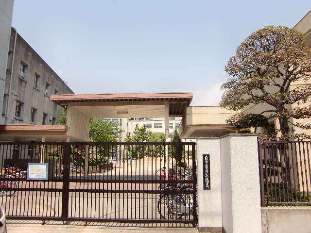 小学校　大阪市立東三国小学校（小学校）まで400m
