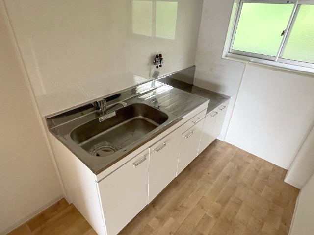 岡本梅林住宅 5号棟のキッチン写真