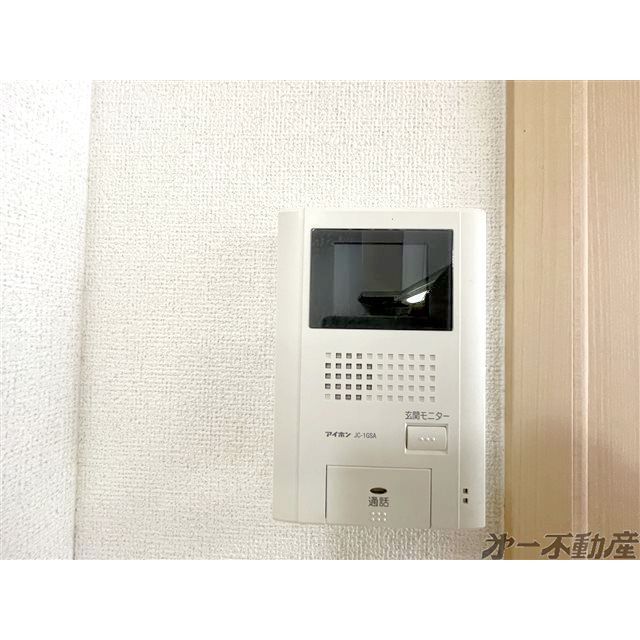 セキュリティ　モニター付きインターホン