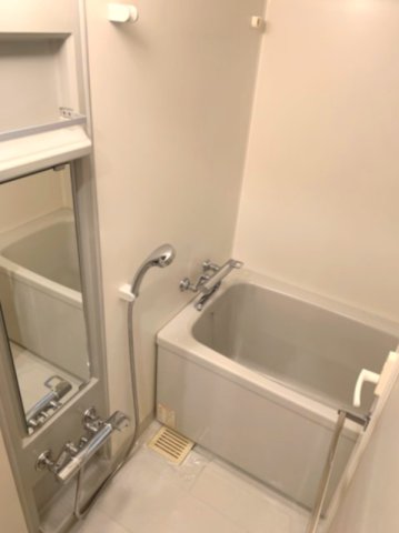 バス・シャワールーム　バス※別部屋参考写真