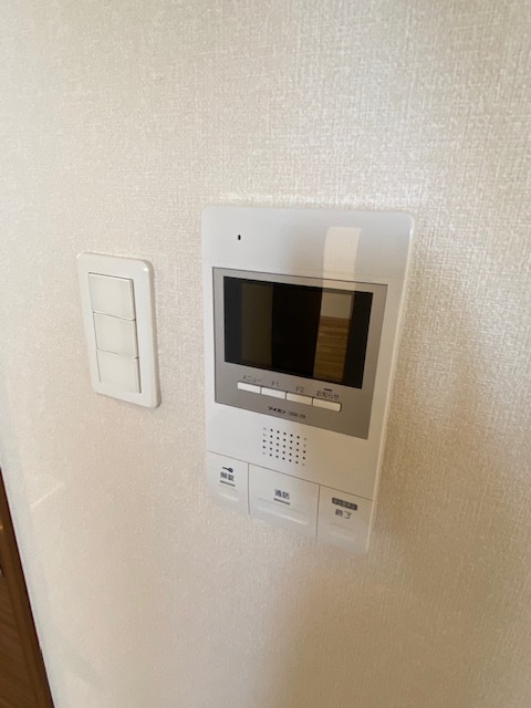 セキュリティ　モニター付きインターホンで安心♪