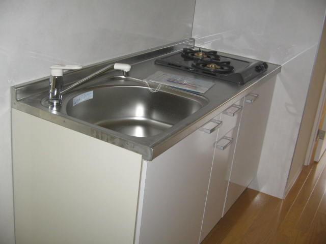 キッチン　※別部屋参考写真