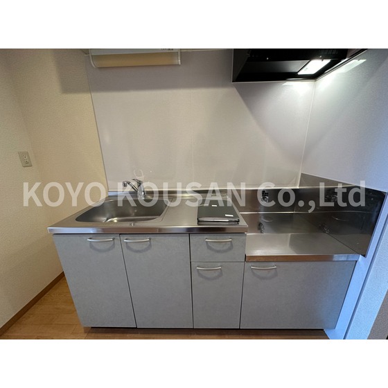 キッチン　※他のお部屋のお写真となります。