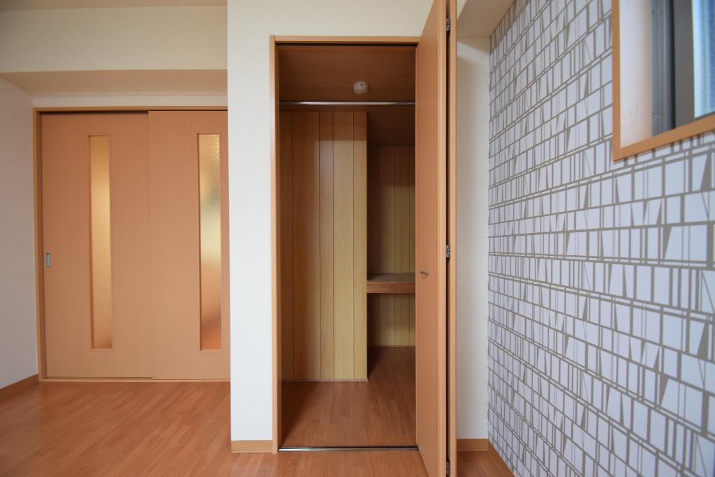 収納　クローゼット