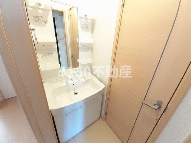 洗面設備　洗面所です