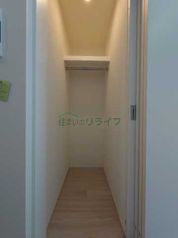 収納　コンフォリア東新宿　※同タイプの別部屋写真です