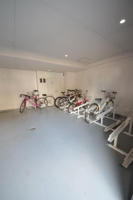 その他共有部分　★屋根付きの駐輪場あります。★