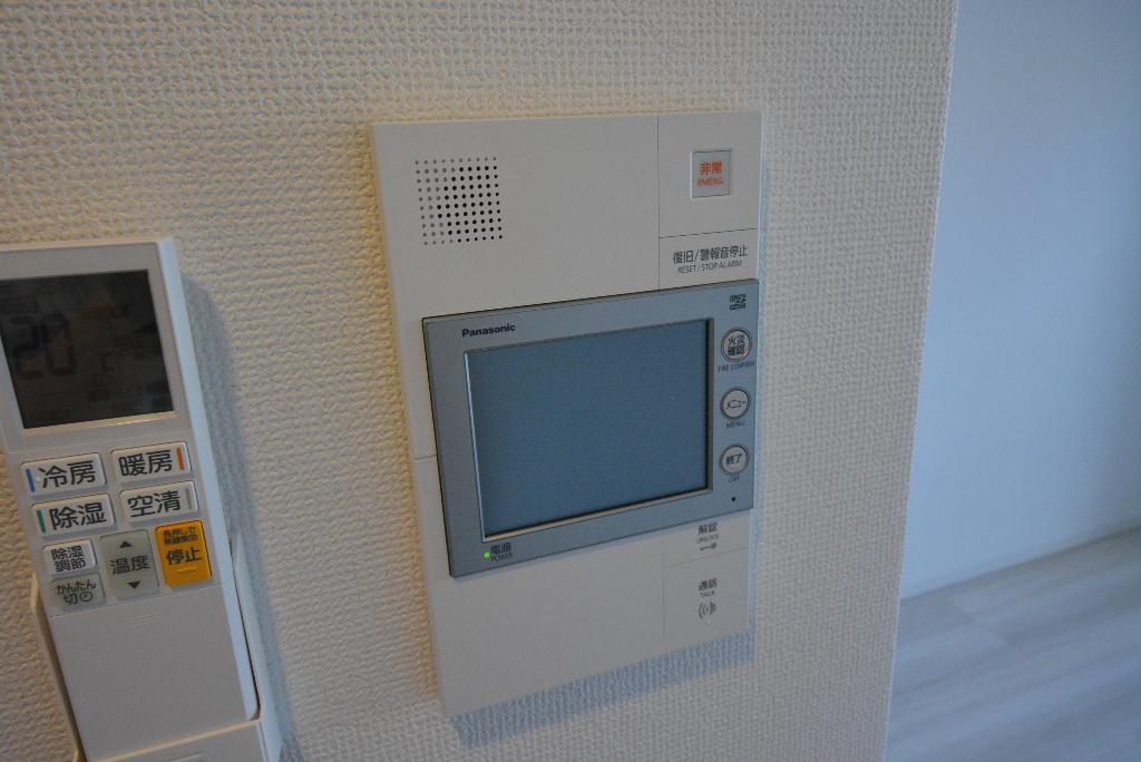 セキュリティ　カメラ付インターホン