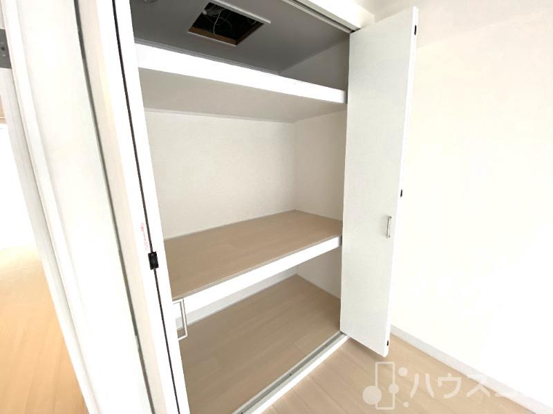 収納　天袋付きの機能的な収納スペース♪