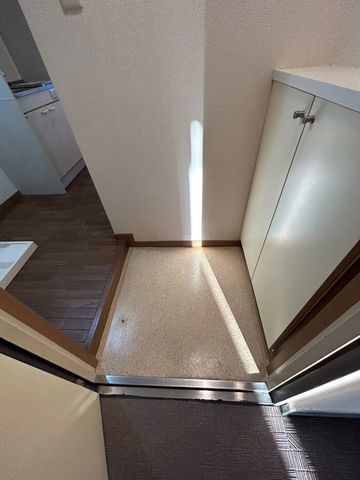 玄関　他部屋