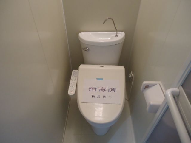 トイレ　バス・トイレ別にリフォームしました