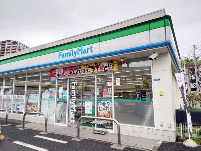 その他　ファミリーマート赤羽北三丁目店