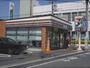 コンビニ　セブンイレブン長岡京セブン通り（コンビニ）まで10m