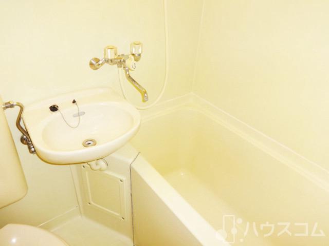 バス・シャワールーム　ユニットバスですが寛いで下さいね♪
