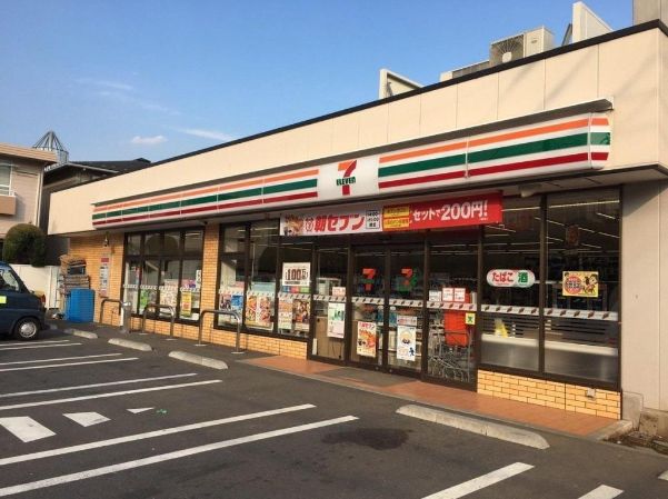 コンビニ　セブンイレブン 武蔵野成蹊通り店（コンビニ）まで398m