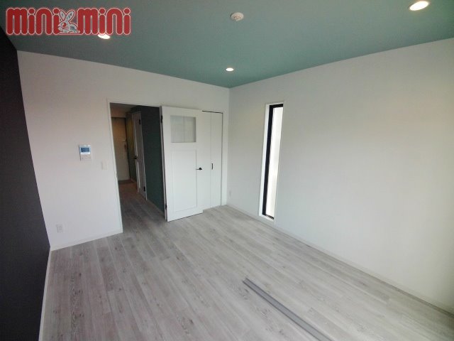 居室・リビング　８．１帖の広々としたお部屋です