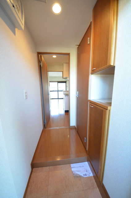 玄関　～ただいまっ～別部屋参照～