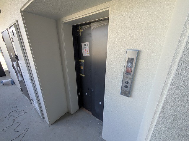 その他　エレベーター