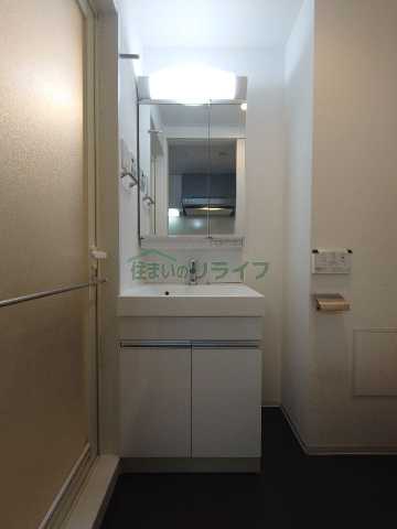 洗面設備　プラウドフラット東中野
