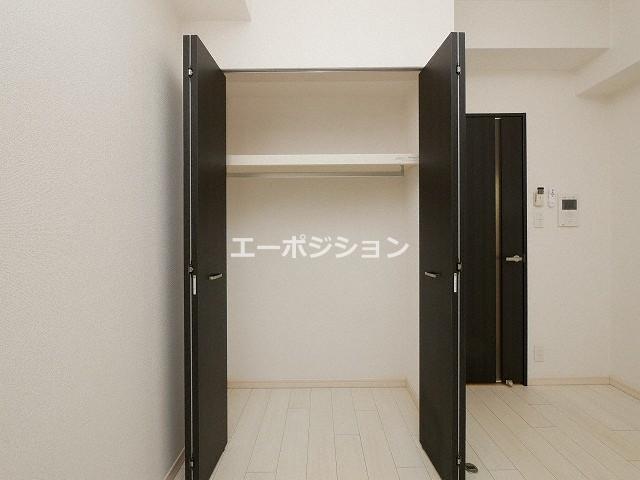 収納　レオンコンフォート難波