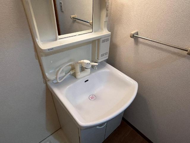 洗面設備　洗髪洗面化粧台